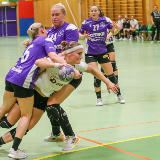 Glassverket spiller NM-kamp mot Romerike Ravens i Glassverkethallen